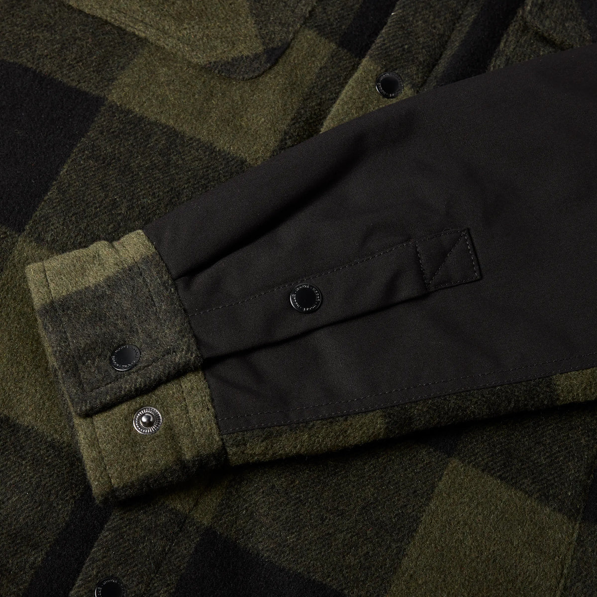 Hooké - Canadian Insulated Shirt - Dark Olive & Black Jacket Hooké