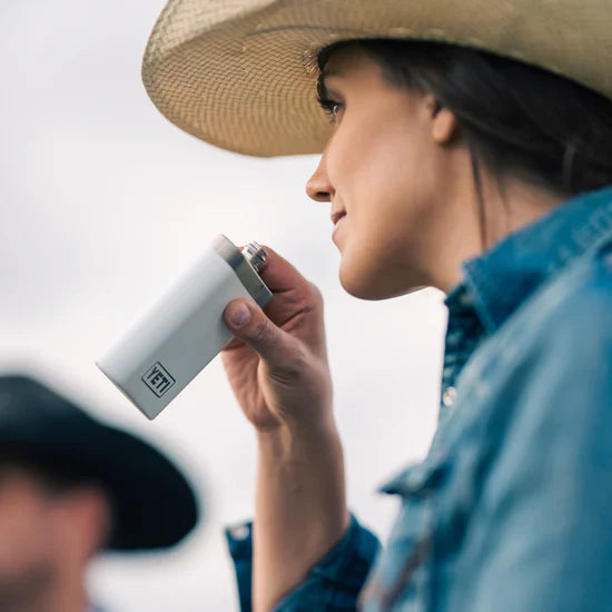 YETI Rambler Flask Yeti